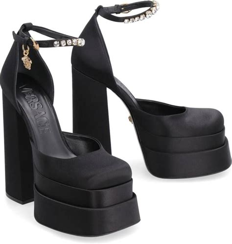 versace schoenen dames shoebaloo|versace high heels.